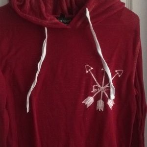 Arrow medium hoodie - not thick